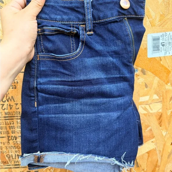 American Eagle Outfitters Dark Indigo Stretch Denim Shorts - Picture 1 of 4